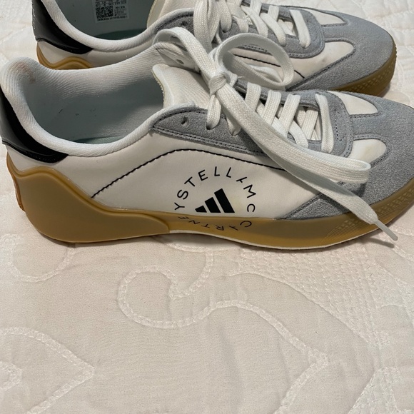 Stella McCartney X Adiddas Sneakers - Picture 2 of 7